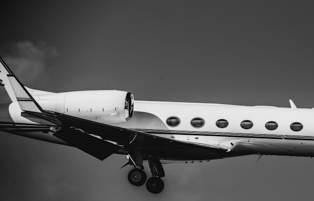 Private Jet Charter From Paris to Cannes