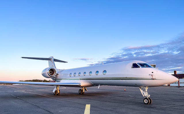 Escape the Commute: Singapore to Bangkok by Private Jet
